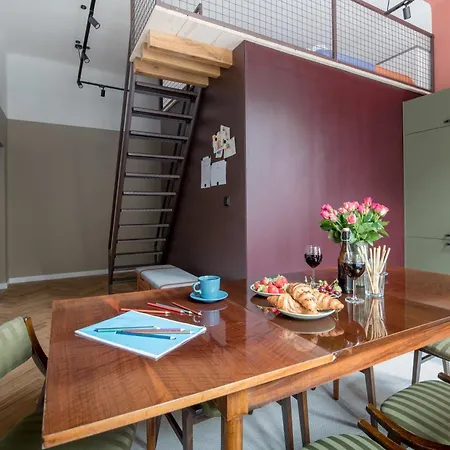 Quiet Luxury On Florianska