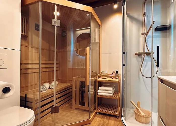 Quiet Luxury On Florianska דירה קרקוב