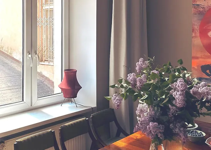 Quiet Luxury On Florianska דירה *