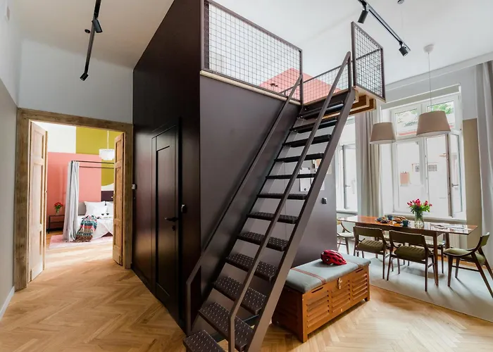 Quiet Luxury On Florianska * Kraków